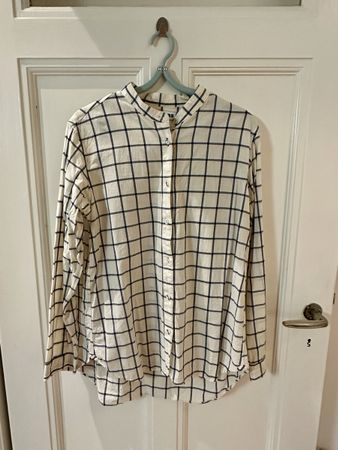 Uniqlo shirt checkered size S