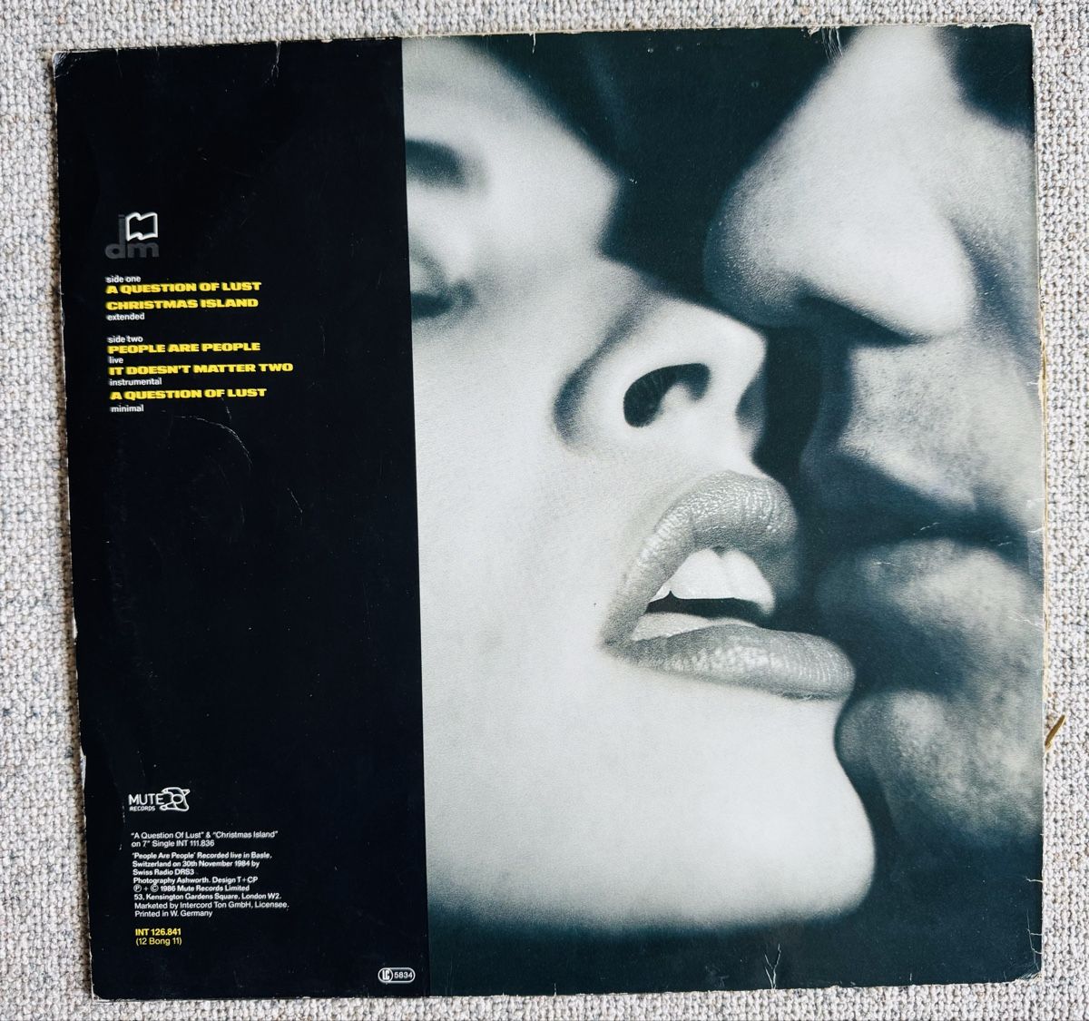 Dischi in vinile: Depeche Mode -  A Question Of Lust - 12" Maxi - 80s – Usato da Rorbas venduto da BlackstarRecords 1