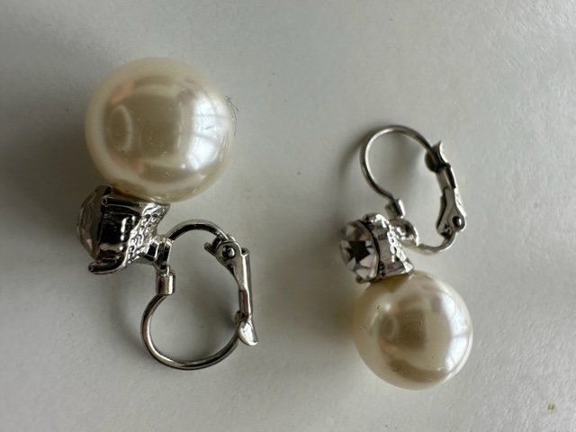 Perlen (unechte): ORECCHINI CON PERLE E STRASS – Gebraucht aus Davesco-Soragno von kappas 3