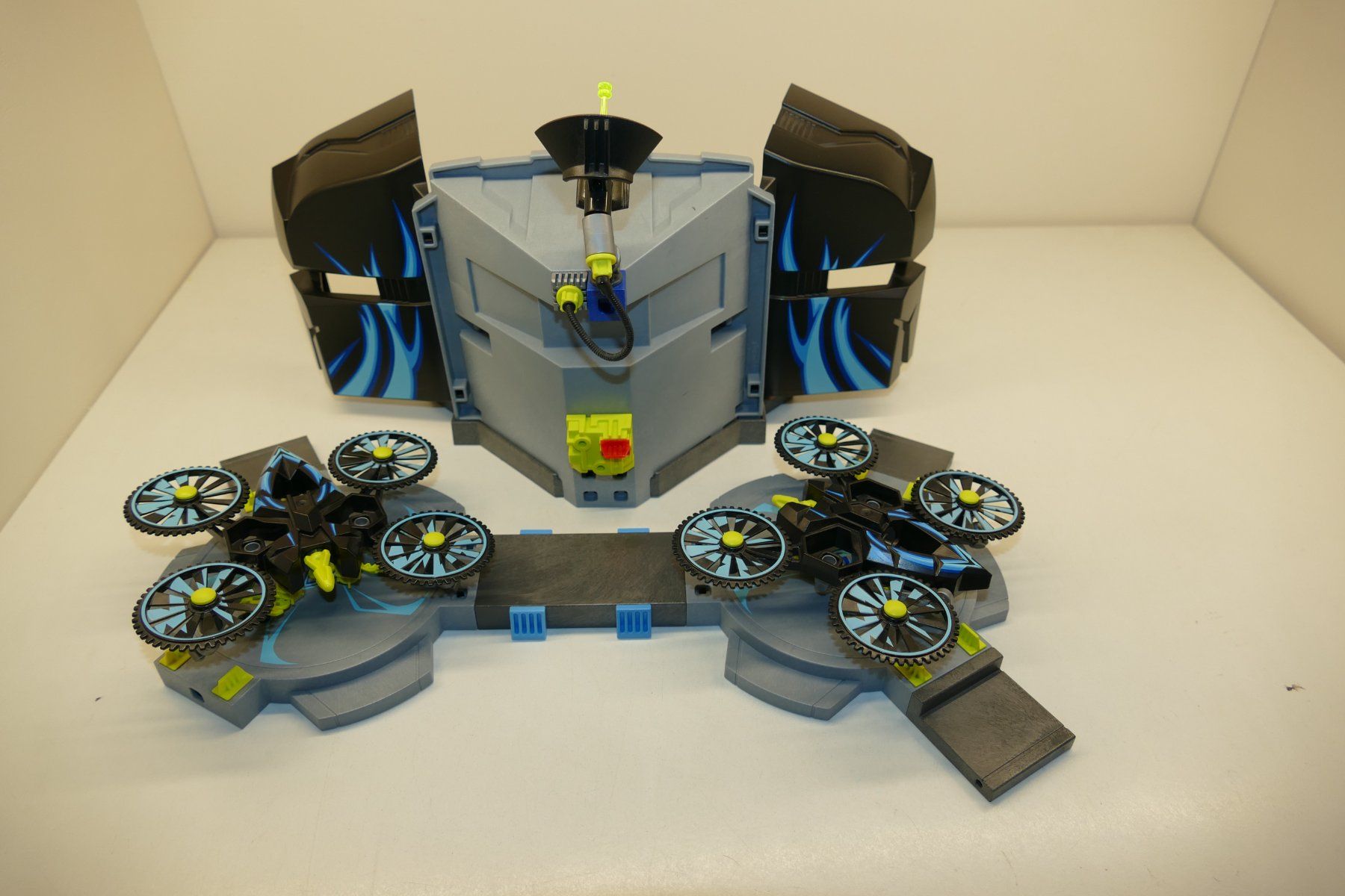 Playmobil Giocattoli: Playmobil: Dr. Drone's Command Center – Usato da Niederhasli venduto da rail-duerst 7