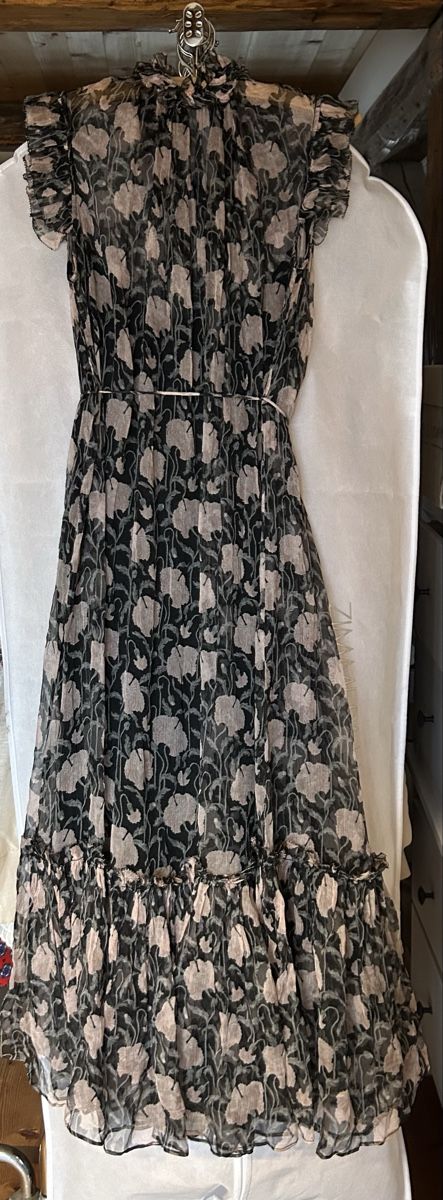Vestiti: Floral Midi Dress – Usato da St.Josefen venduto da lop_lh8d 4
