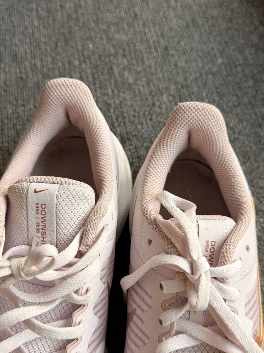 Nike Damenschuhe: Nike Downshifter 11 femmes taille 38 – Gebraucht aus Bulle von LeMoleson 6
