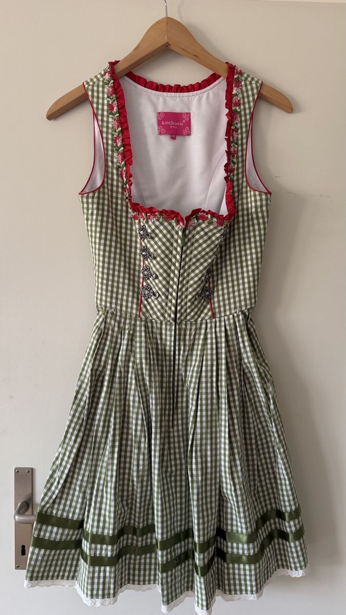 Krüger Vestiti: Original Krüger Madl Dirndl 32 – Nuovo (secondo la descrizione) da Zürich venduto da amaguri 1