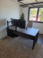 Bureau d'angle (droite) état comme neuf