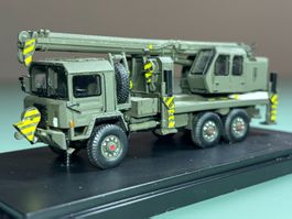 SAURER 10 DM 6x6 mit Kran "Gottwald" Schweizer Armee  1:87