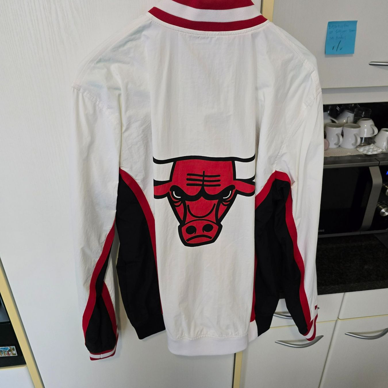 Nike Giacche: NBA Authentic Warm Up Jacket Chicago Bulls 1992-93 – Nuovo (secondo la descrizione) da Baar venduto da AudiRS32024 1