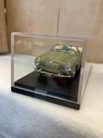 VW Karmann Ghia Cabriolet TOP mit Vitrine  1:43 LIMITIERT !