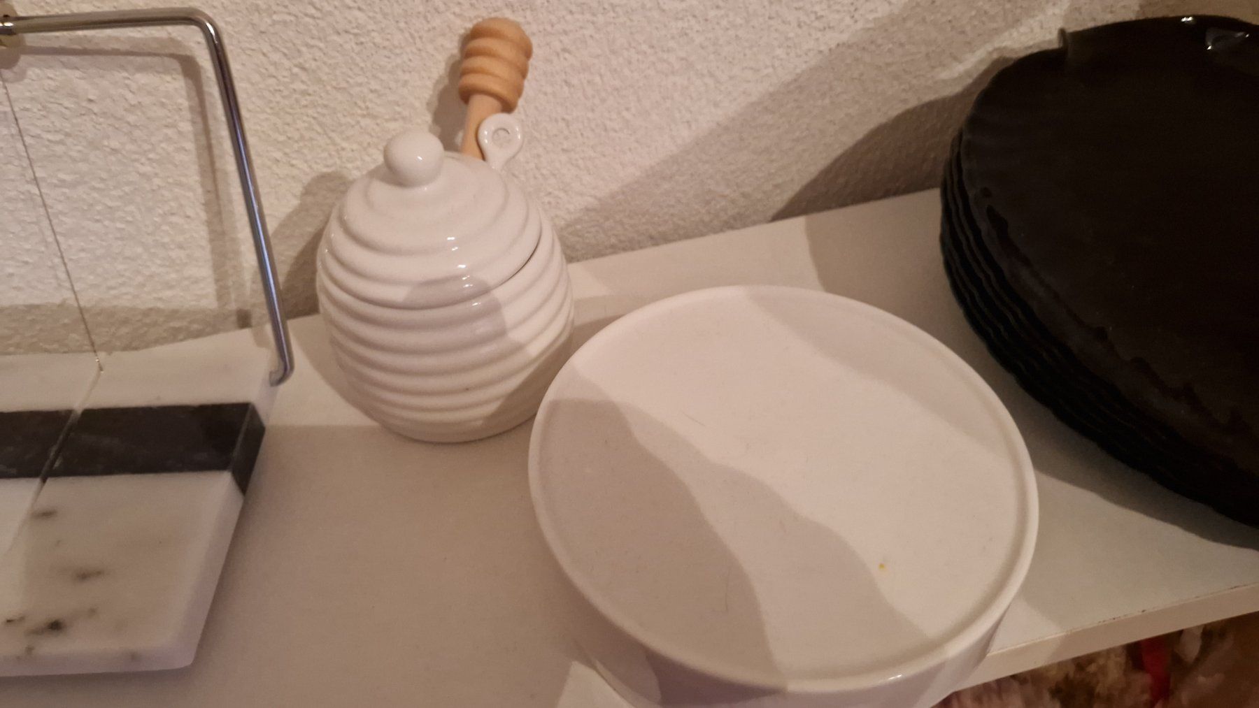 Geschirrsets: Küchenartikelset – Gebraucht aus Arni AG von kurtrmeier 2