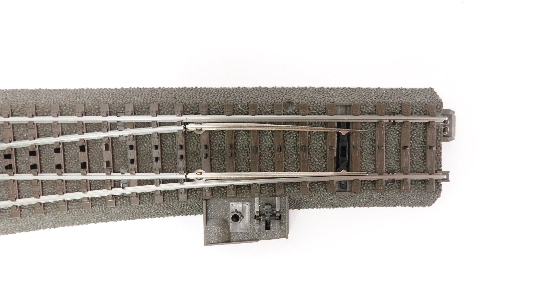 Märklin Modellini di ferrovie: c1 Märklin 24711 schlanke links Weiche+Antrieb+Decoder |0253 – Usato da Uetendorf venduto da tigermuegi 2