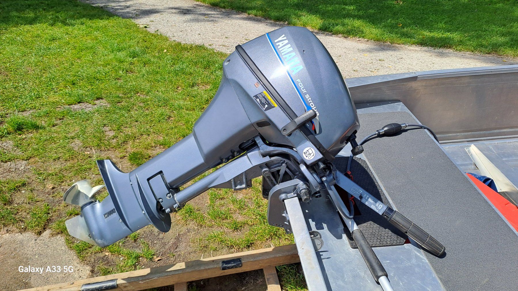 Yamaha Motori: Aussenborder Yamaha 8 PS / F8CMHL / Langschaft, Zustand gut – Usato da Hinterkappelen venduto da 33-6 1