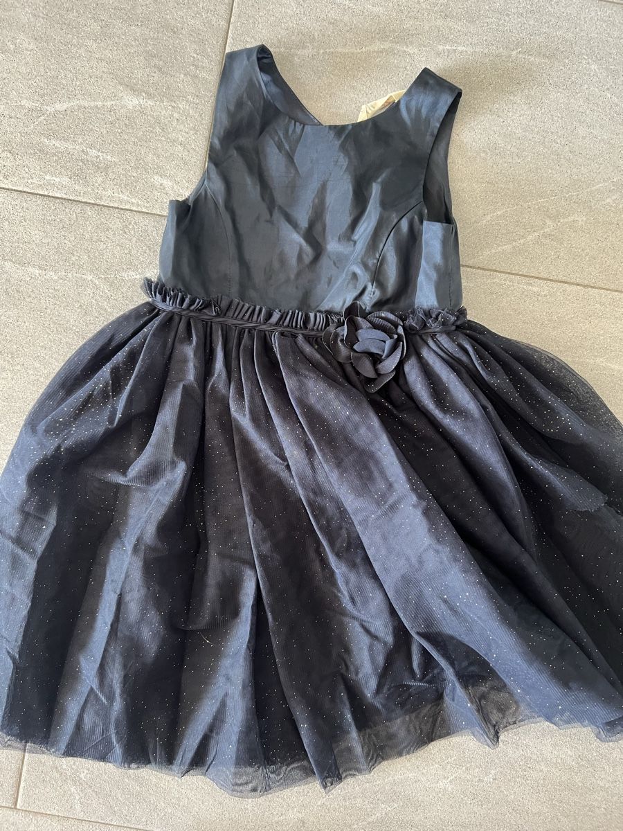 H&M Vestiti & Gonne: Kleid 134 dunkelblau – Usato da Bremgarten b. Bern venduto da ABalli 1