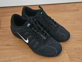 Hallenturnschuh Nike schwarz