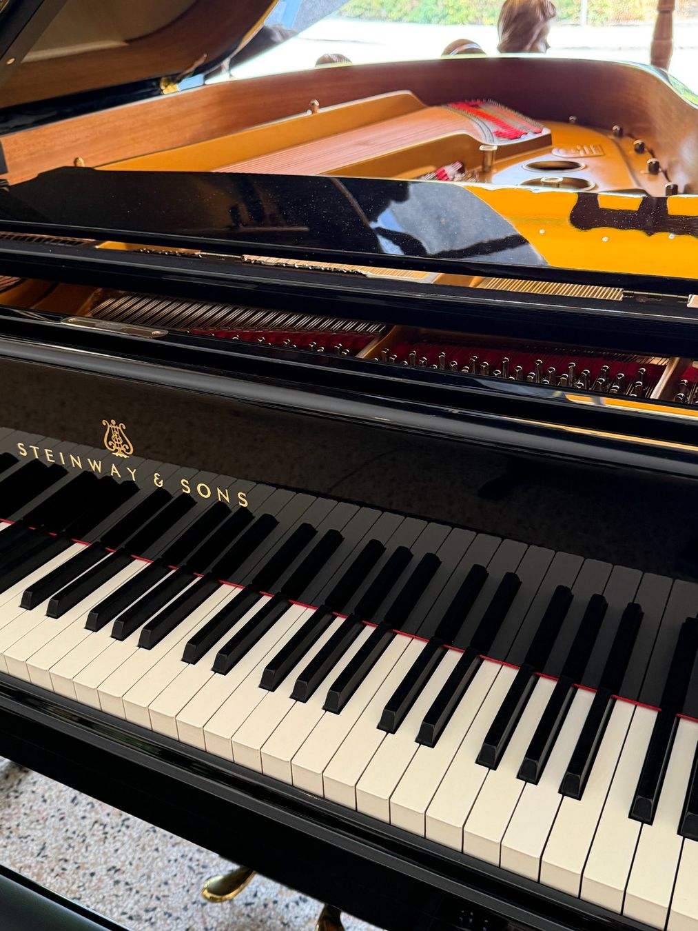 Steinway Strumenti musicali: Steinway & Sons Modell 0-180  revidiert – Usato da Bern venduto da Heutschipiano 2