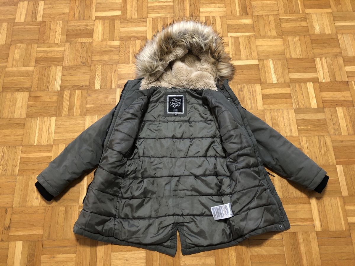 C&A Jacken & Mäntel: Mädchen Winterjacke Grösse 140 – Gebraucht aus Aadorf von Kriscross 1