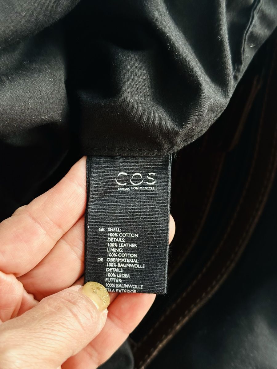 Cos Borse: COS Canvas Tasche mit Lederdetails, Modernes Design – Usato da Zürich venduto da BLAU.blue 4