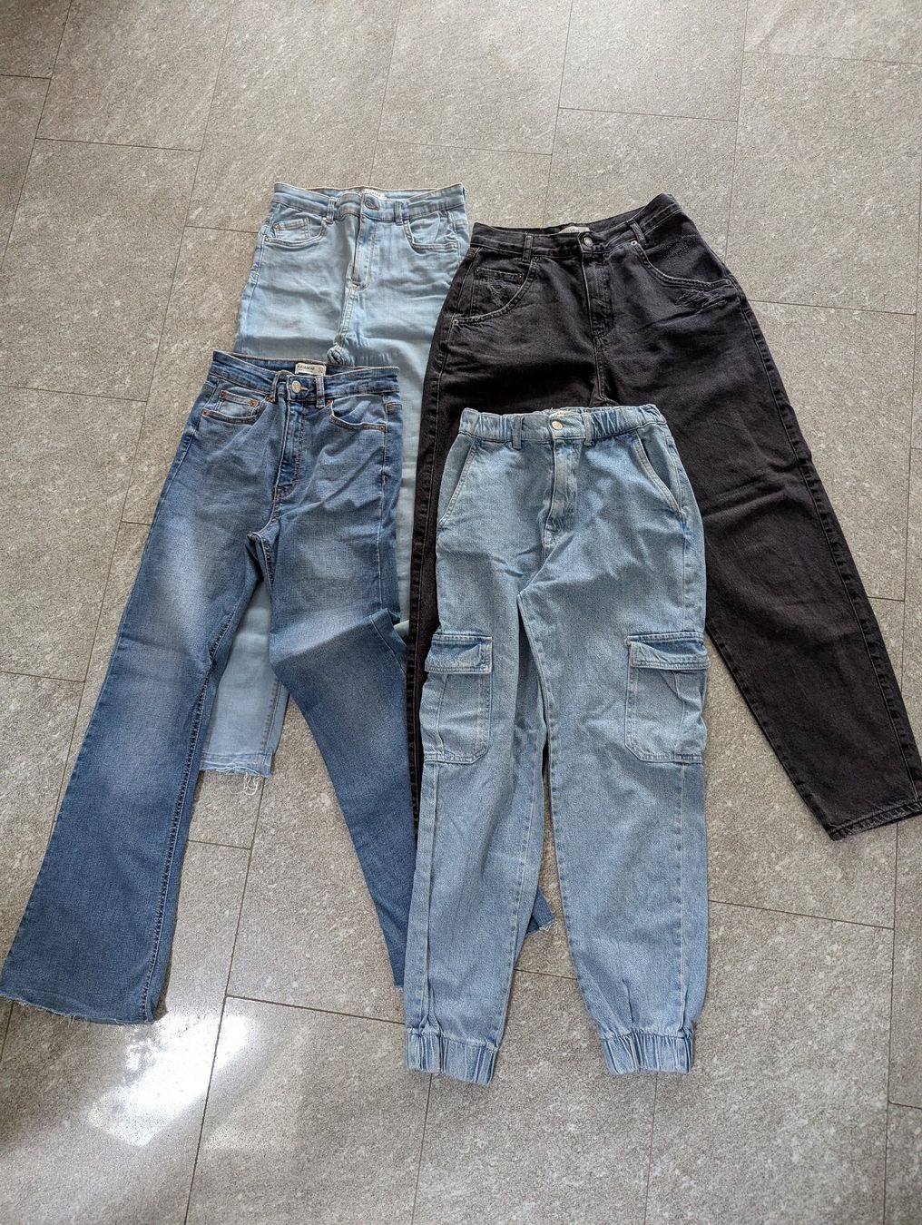 Pull&Bear Jeans: Vier Paar Jeans von Pull&Bear Grösse 38 – Usato da Staufen venduto da qualiton