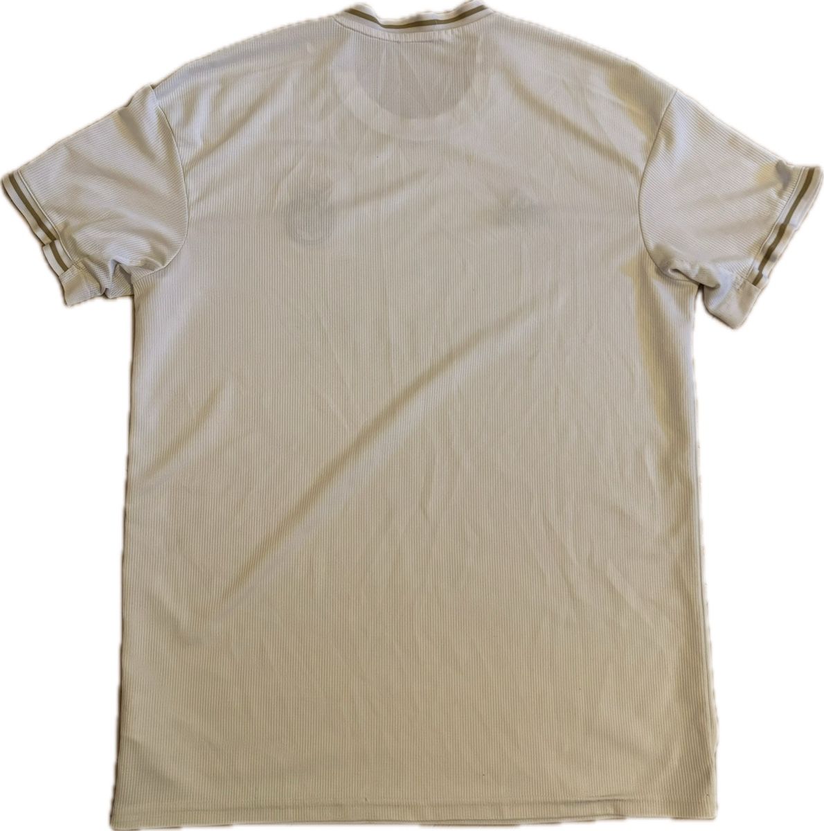 Canottiere & Pantaloni: Real Madrid 19/20 Heimtrikot  – Nuovo (secondo la descrizione) da Basel venduto da min_xq6x 1