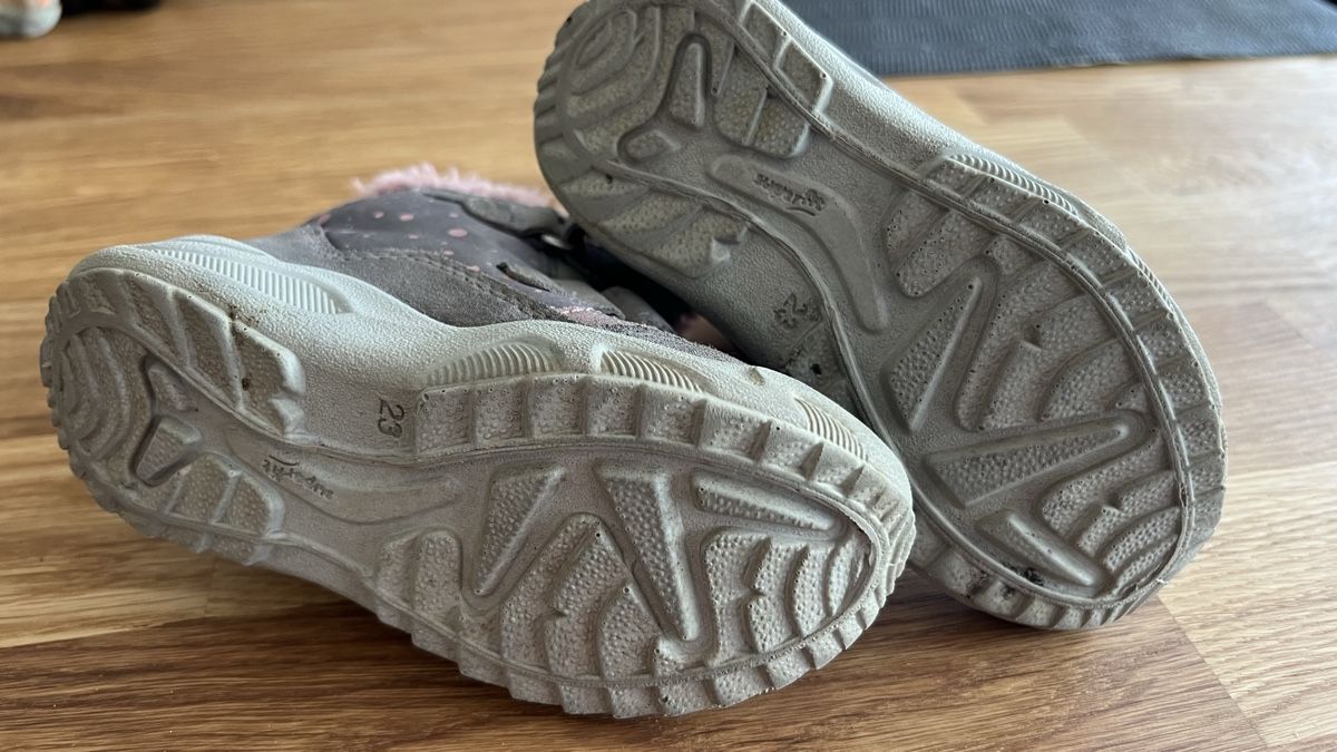 Superfit Schuhe für Mädchen: Stiefel Superfit Grösse 23 Mädchen pink – Gebraucht aus Müllheim Dorf von zuzmicko 4