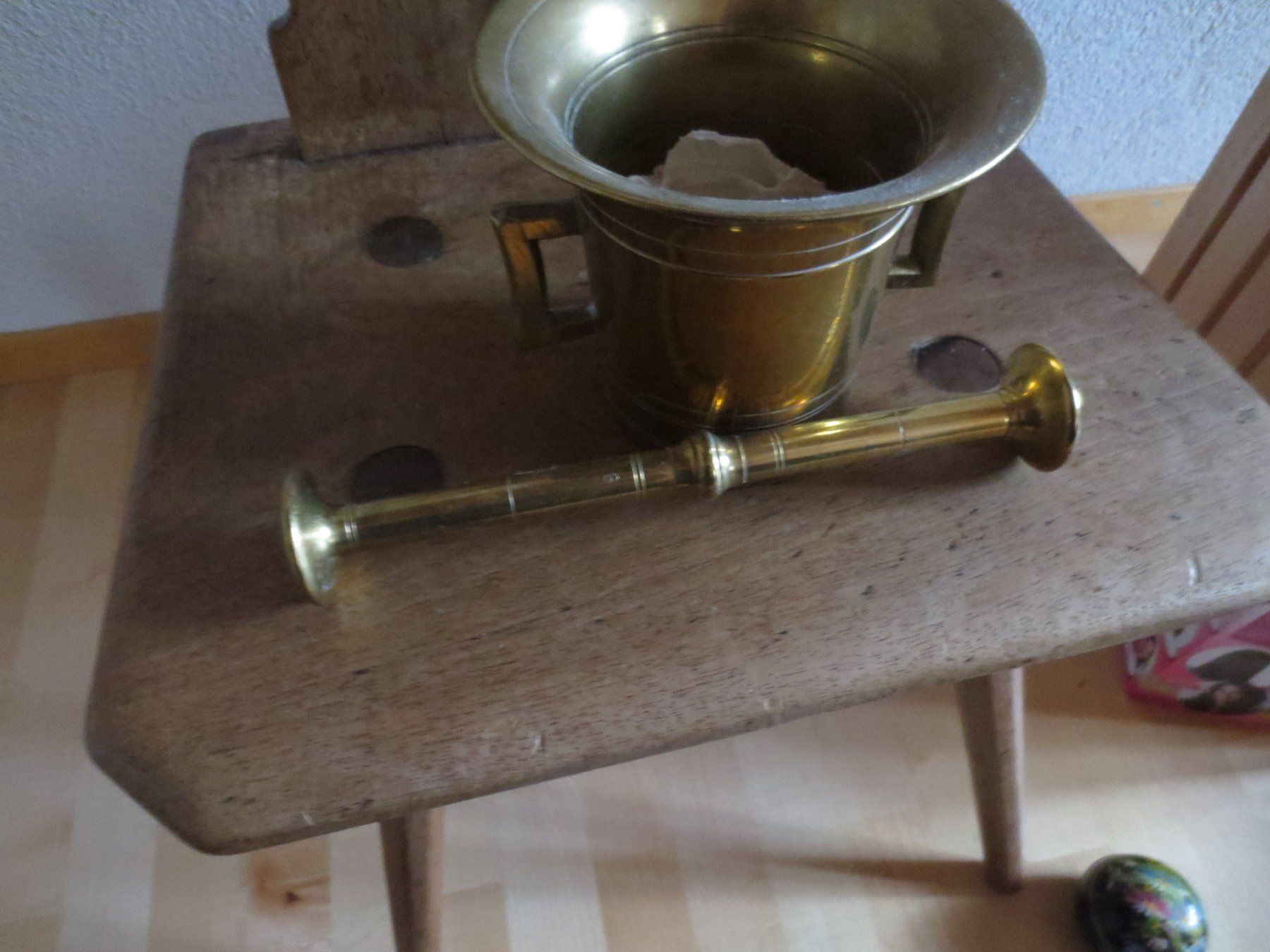 Sonstiges für das Kochen & Backen: Mörser super Zustand sehr schwer - antik – Gebraucht aus Männedorf von Livingston 1