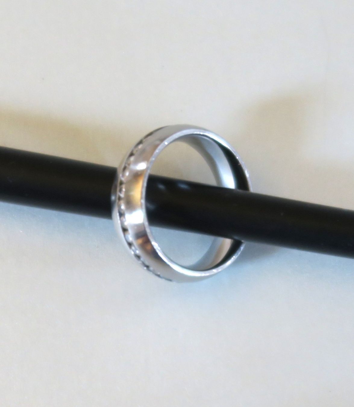 Anelli: Ring mit Strass, 7 mm, Gr. 55.6mm – Usato da Brittnau venduto da marlenestone 4