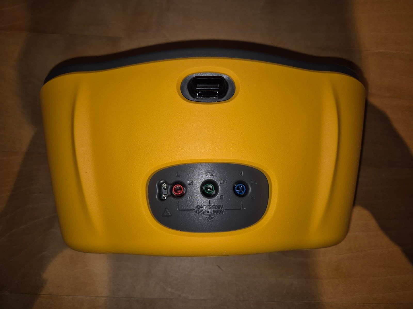 Fluke Misurare: Fluke 1663 Multifunktionsprüfer mit Zubehör – Usato da Beringen venduto da inexxwina 2