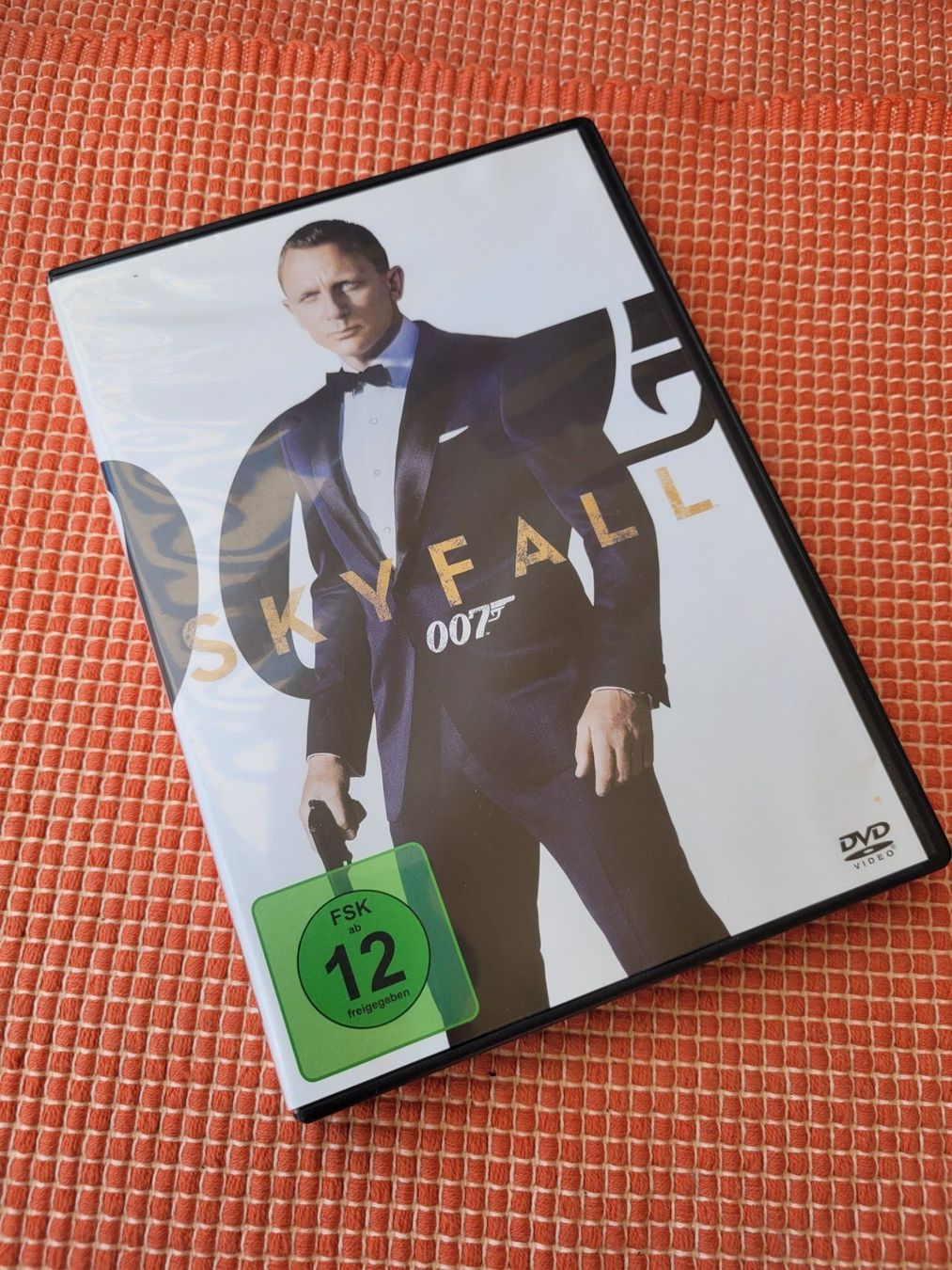 Tutti i DVDs: James Bond Skyfall 007 DVD – Usato da Horw venduto da dreavw