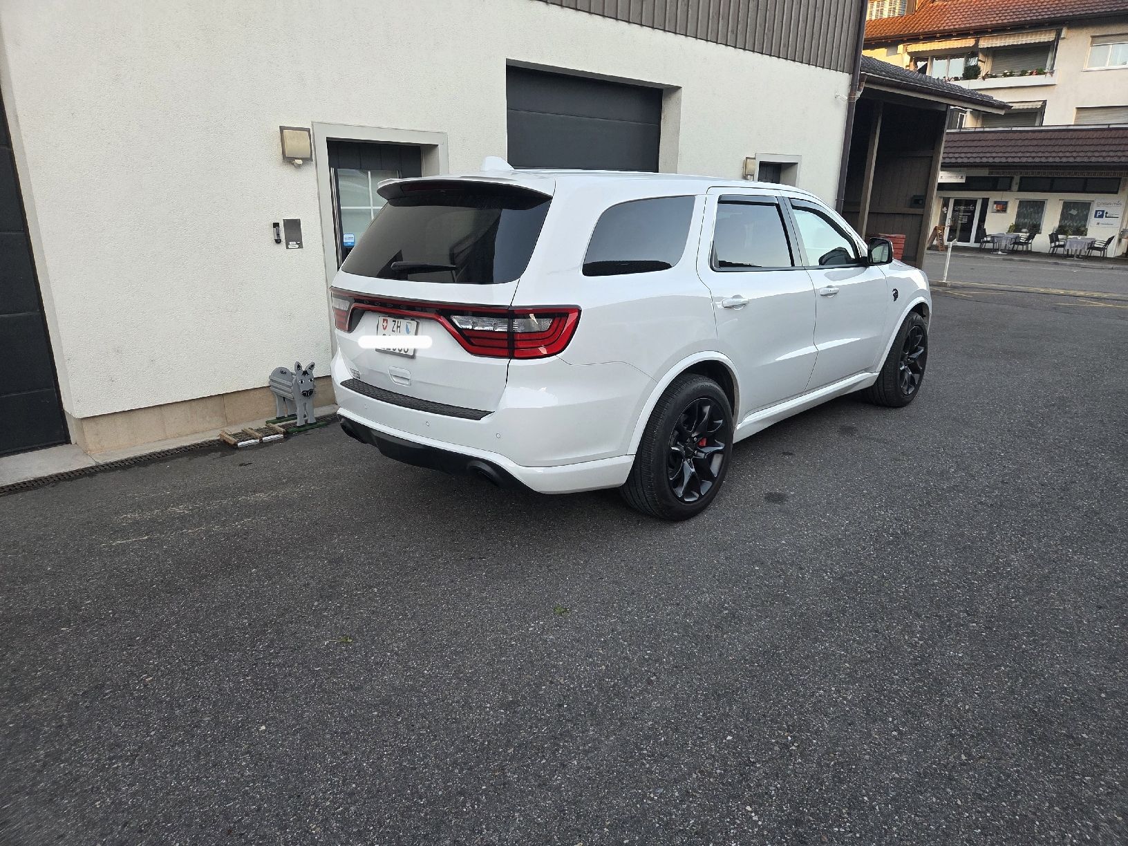 Dodge Autos: DODGE Durango SRT Hellcat (6200 Km) – Gebraucht aus Oberhasli von General-Dealer 3