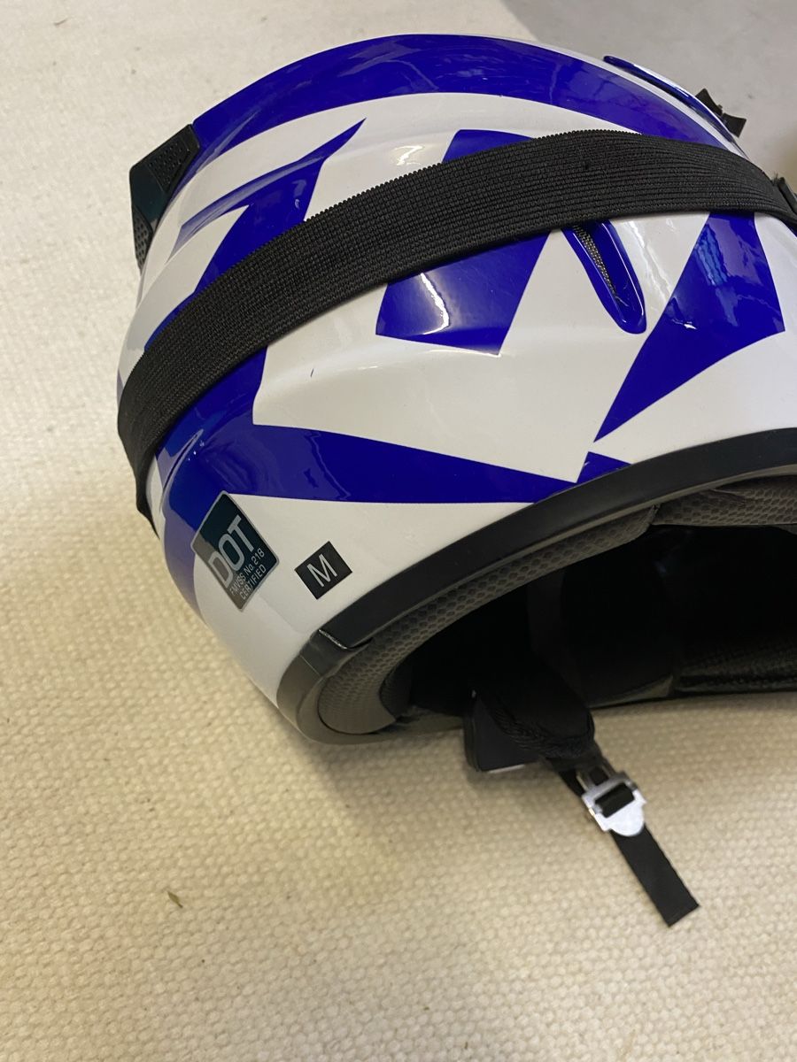 Casques: Velohelm, Integralhelm Gr. M – D'occasion à Murten par juliagnaedinger 2