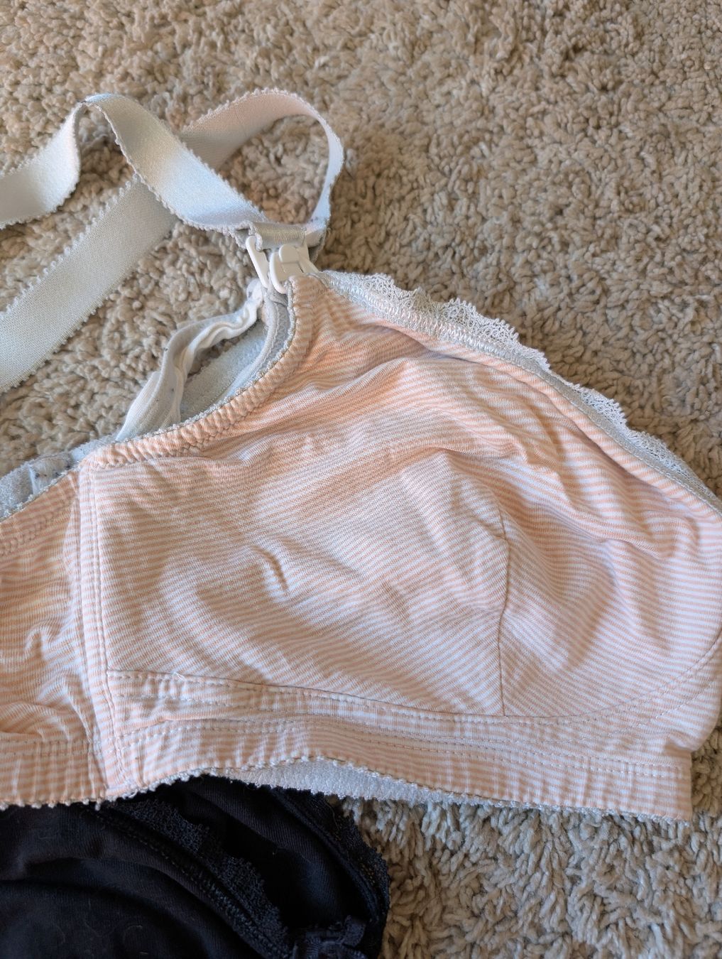 H&M Autres dessous: Still-BHs, Gr. 85C – D'occasion à Winterthur par voan 1