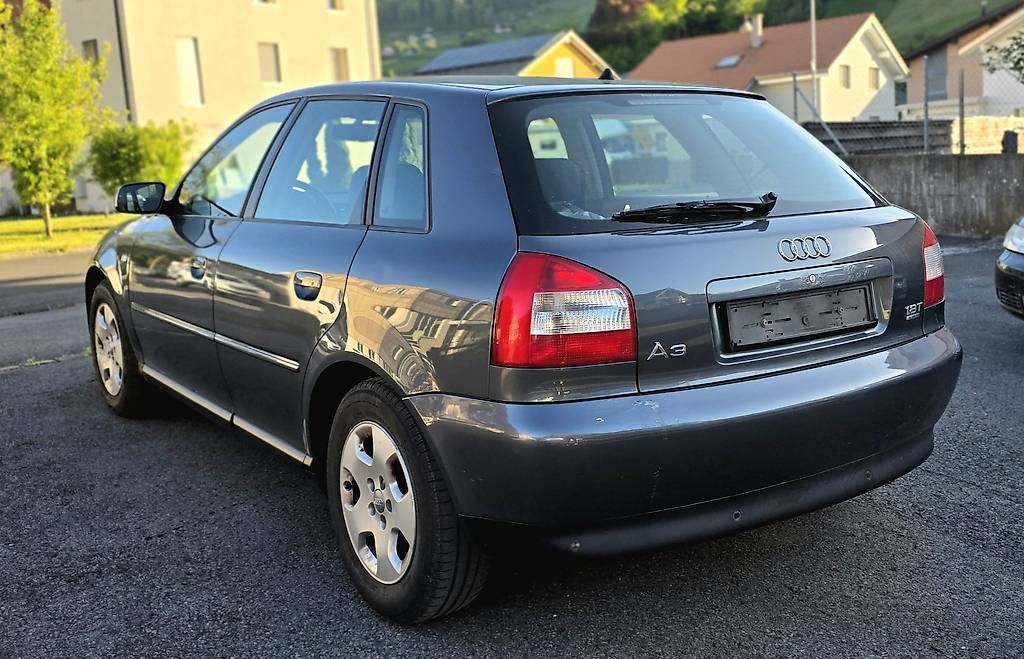 Automobili: Audi A3 1.8t quattro  – Usato da Heiligkreuz (Mels) venduto da Beyond-Auto 2
