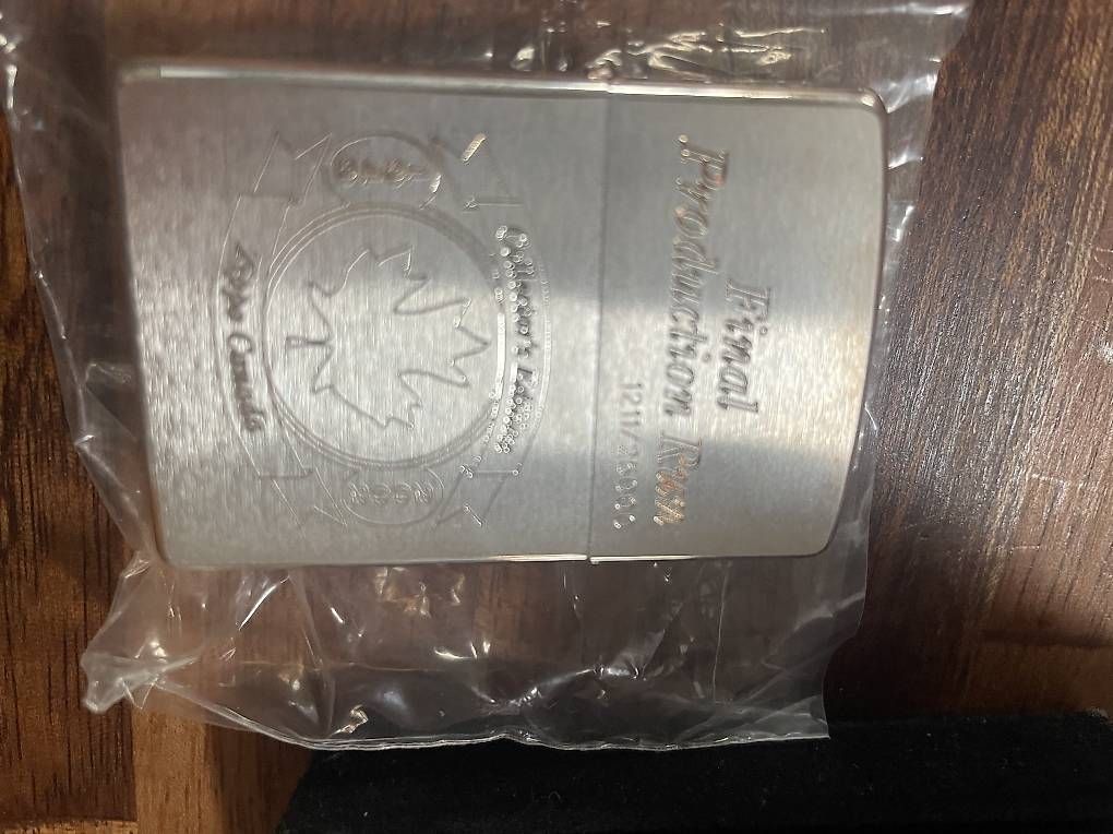 Briquets: Zippo Canada Silver Edition – D'occasion à Stettfurt par soeins