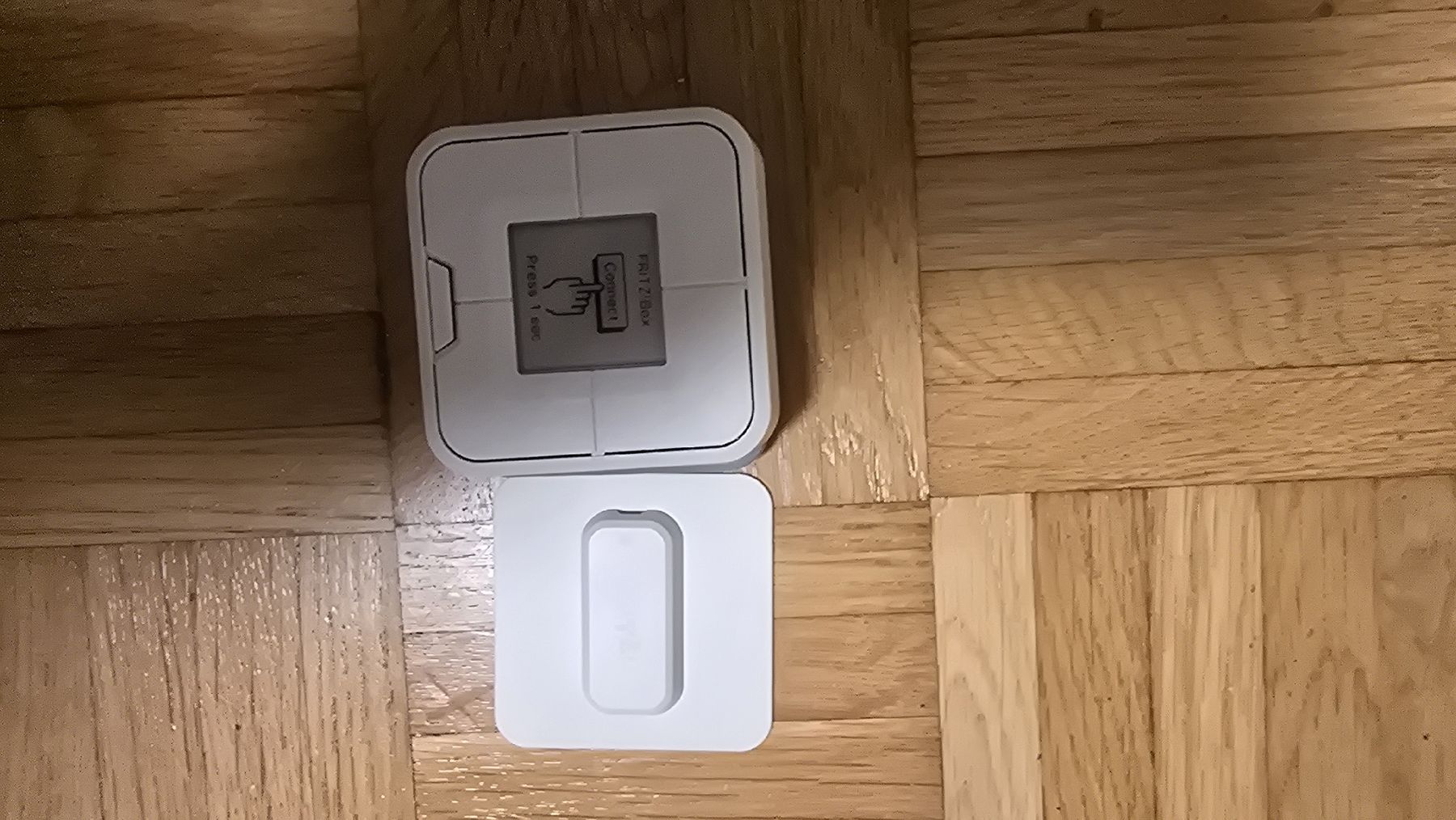Fritz Modems & Routeurs: FRITZ!DECT 440 – D'occasion à Zürich par rolf290