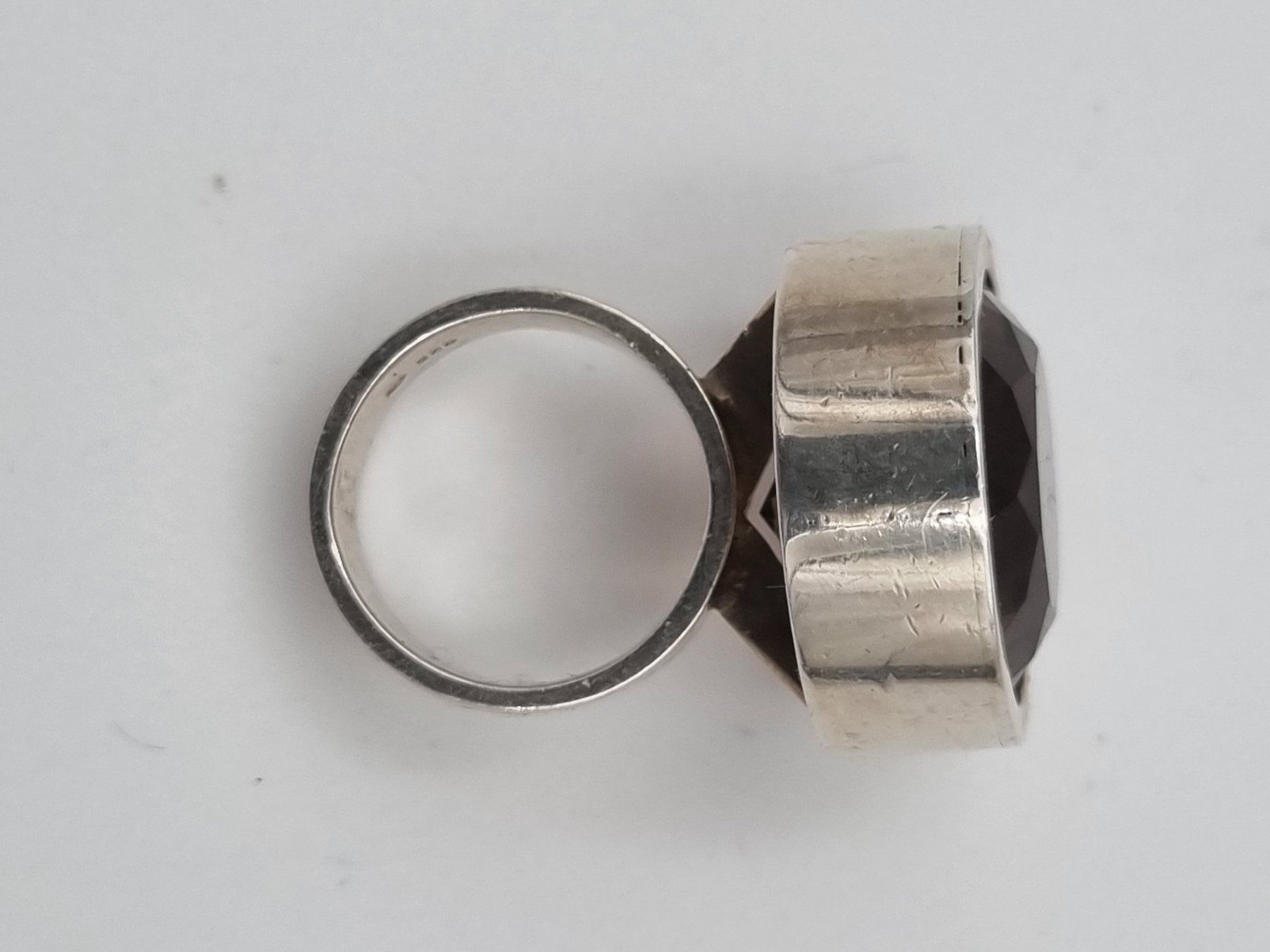 Anelli: Silberring 925 mit riesigem Stein (Rauchquarz oder Glas) – Usato da Kölliken venduto da ter_lkc7 4