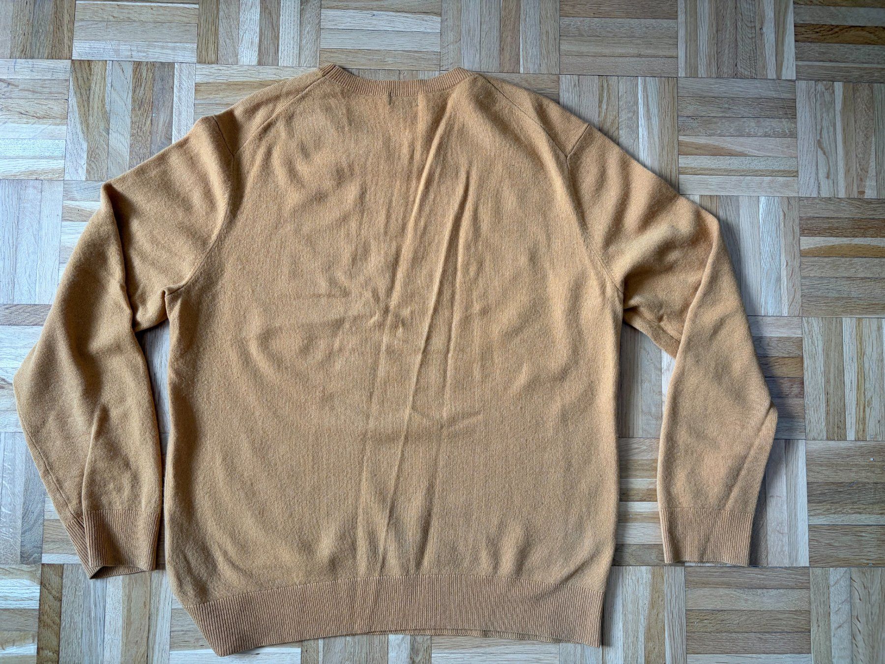 Uniqlo Pulls & Sweat-shirts: Uniqlo Kaschmirpullover Gr. L Senfgelb – D'occasion à Zürich par kaugaug 1