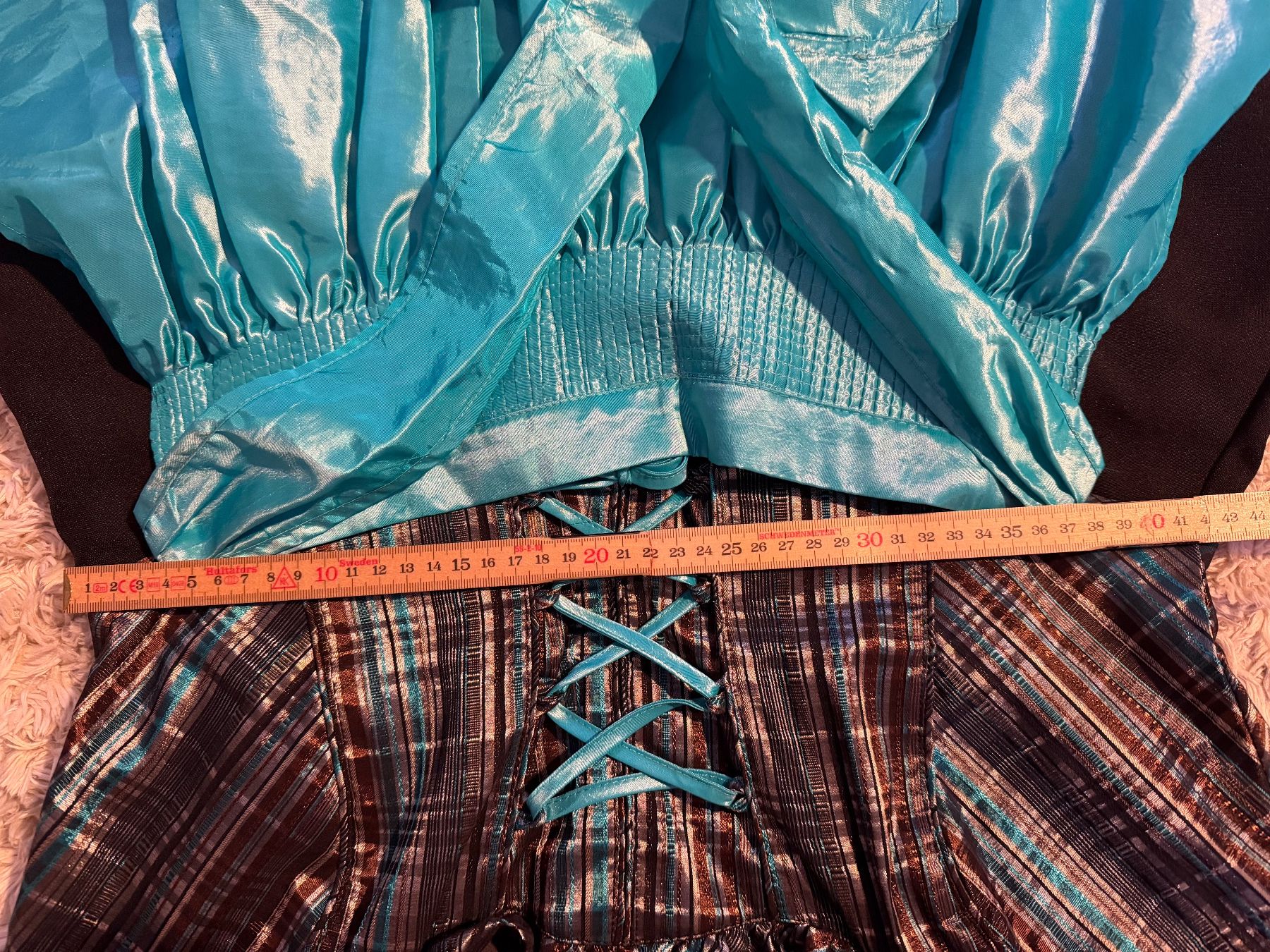 Vestiti: Türkis-schwarzes Dirndl Gr. 44 ohne Bluse – Usato da Goldau venduto da Henggi88 4