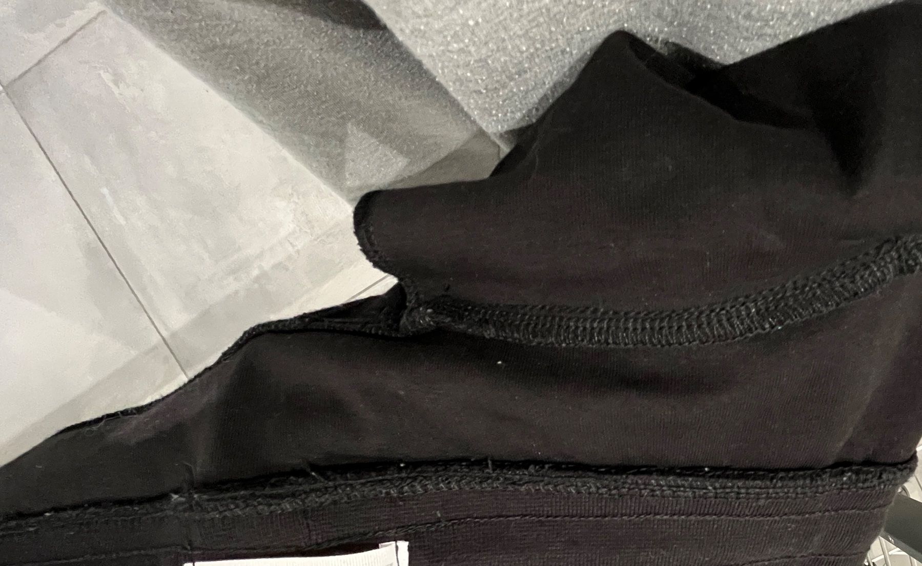 Zara Pantaloni: Pantalon jogging noir – Nuovo (secondo la descrizione) da Court venduto da Style_ambre 7
