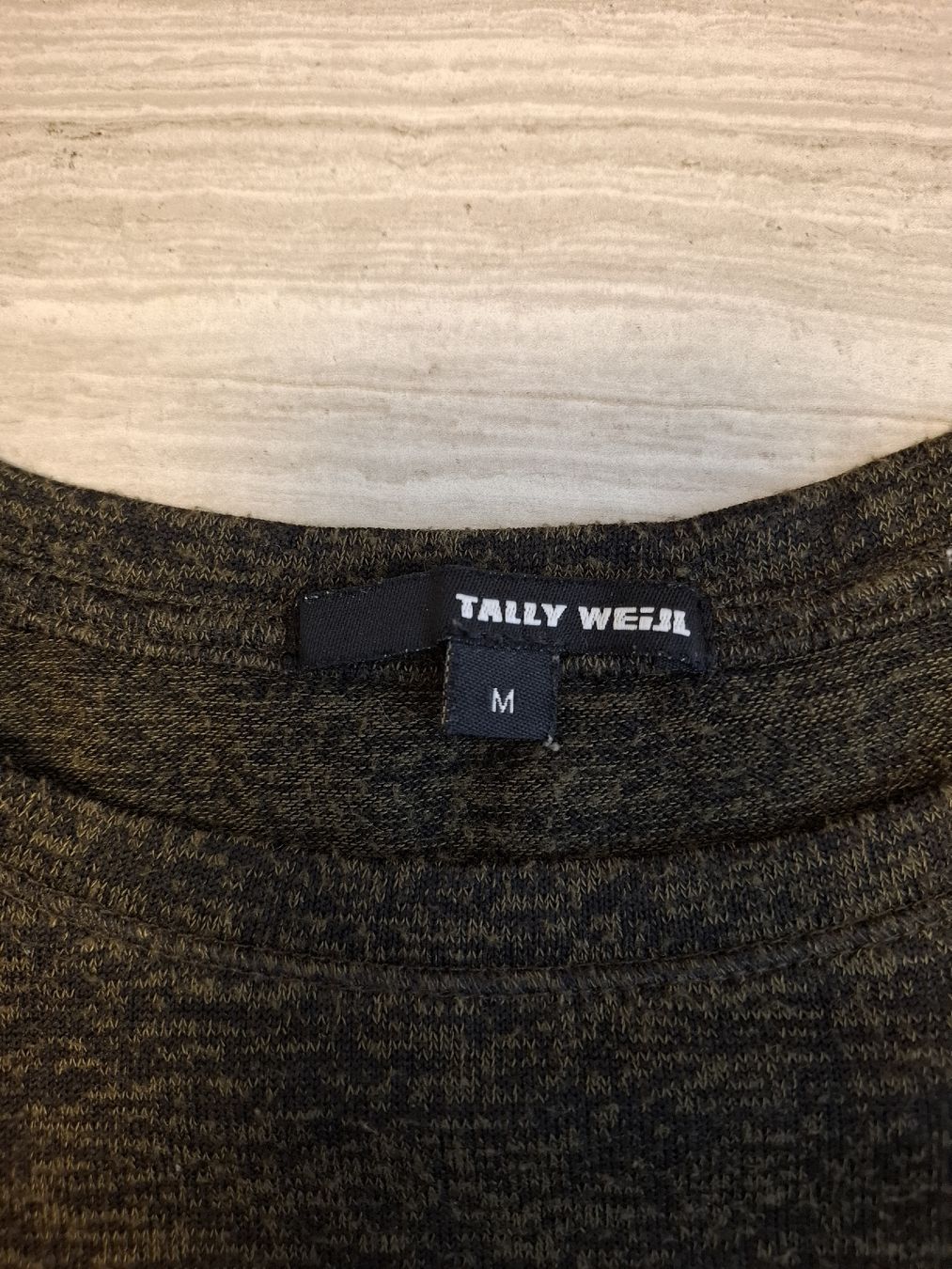 Maglioni & Felpe: pull vert foncé taille M – Usato da Ecublens FR venduto da ame_y8tq 2