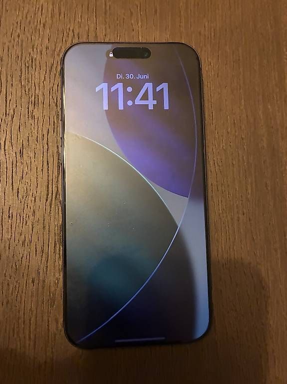 Portables: Iphone 17Pro Max – D'occasion à Glattpark(Opfikon) par ric_y5yd