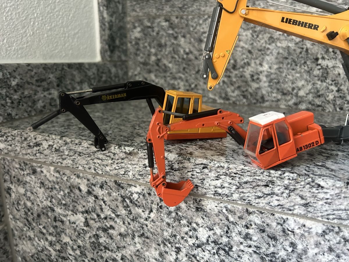 Modellbausätze & Standmodelle: Konvult Bastelreste , 1:50 – Defekt aus Horw von Tigercat635 8
