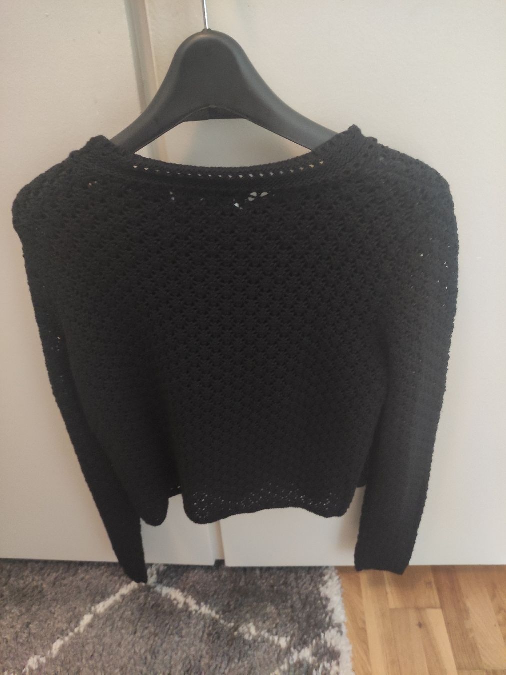 Mango Maglioni & Felpe: MNG Mango Pullover schwarz Lochmuster, Gr. S – Nuovo (secondo la descrizione) da Schliern b. Köniz venduto da Pecannut 3