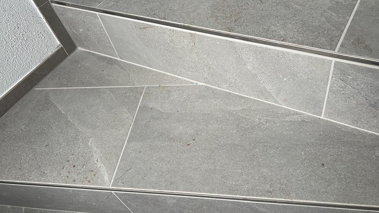Rivestimenti per pavimenti: Bodenplatten Neu – Nuovo (secondo la descrizione) da Oberägeri venduto da ron_lxw7 2