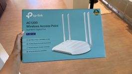 TP-Link AC1200 Wireless Access Point - Like New!