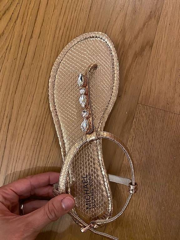Scarpe da donna: Sandali da donna  – Usato da Tenero venduto da pet_w2hl 1