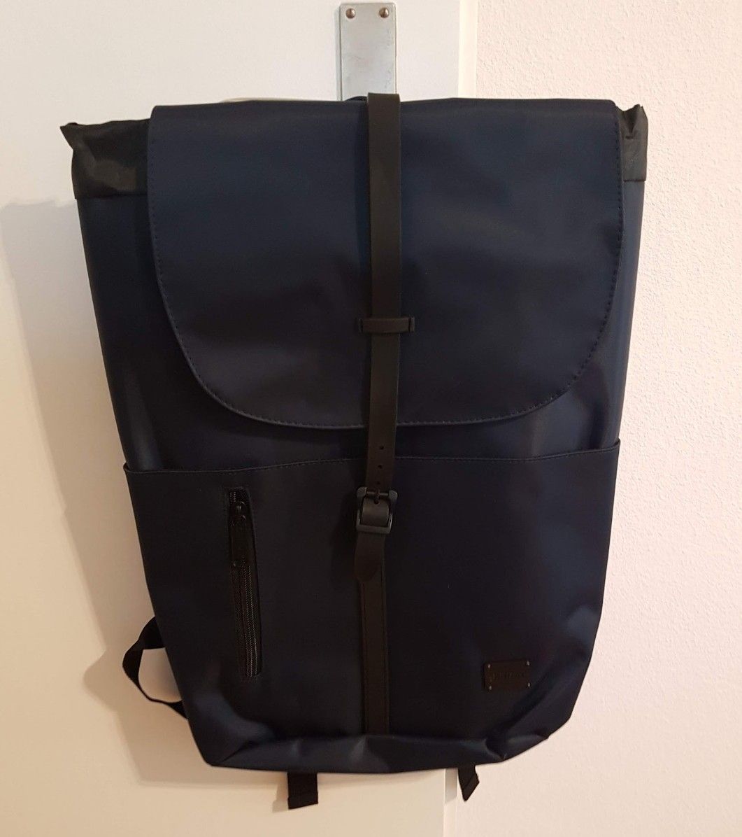 Zaini: dunkelblauer Rucksack von SPIRAL – Nuovo (secondo la descrizione) da Wislikofen venduto da Ana.Gomes