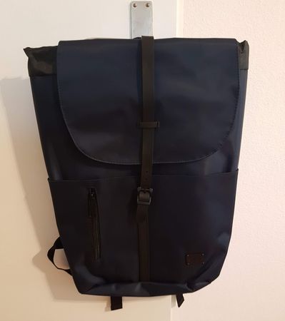 dunkelblauer Rucksack von SPIRAL