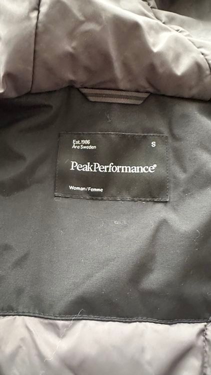 Peak Performance Giacche: PEAK PERFORMANCE Skijacke, schwarz, Gr. S – Usato da Basel venduto da astwo 5