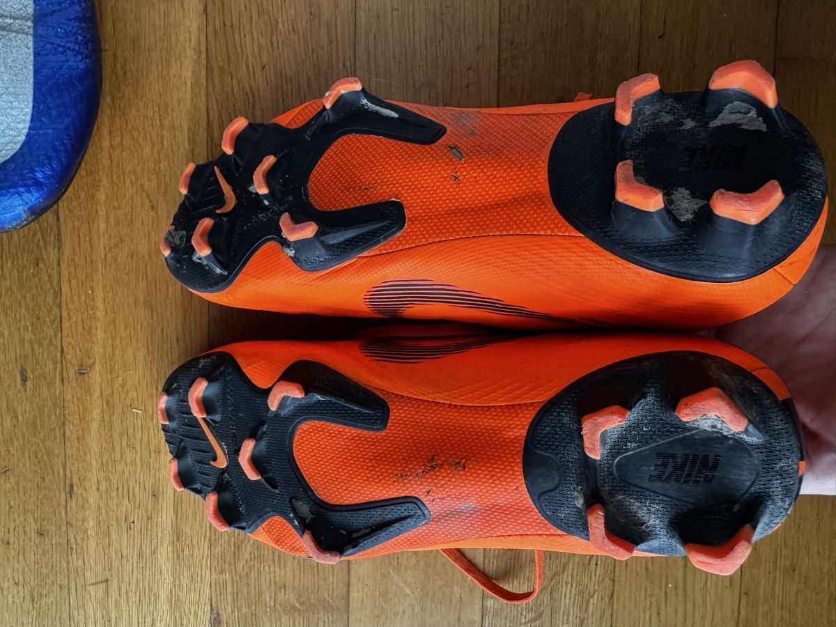 Nike Scarpe da uomo: 40.5 Nike Mercurial – Usato da Nyon venduto da sam_qv6f 1