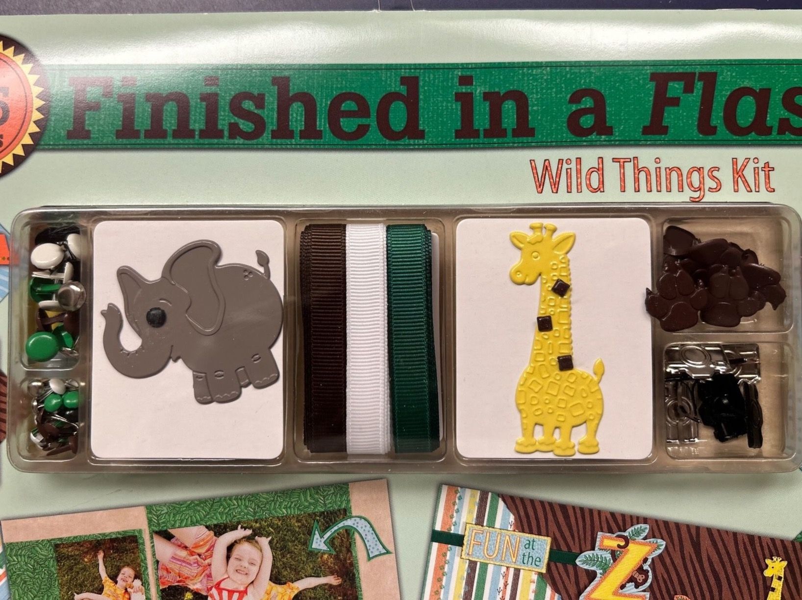 Kit bricolage: Finished with a Flash-Z00 Scrapbook Kit – Nuovo (secondo la descrizione) da Wichtrach venduto da Mona1994 5