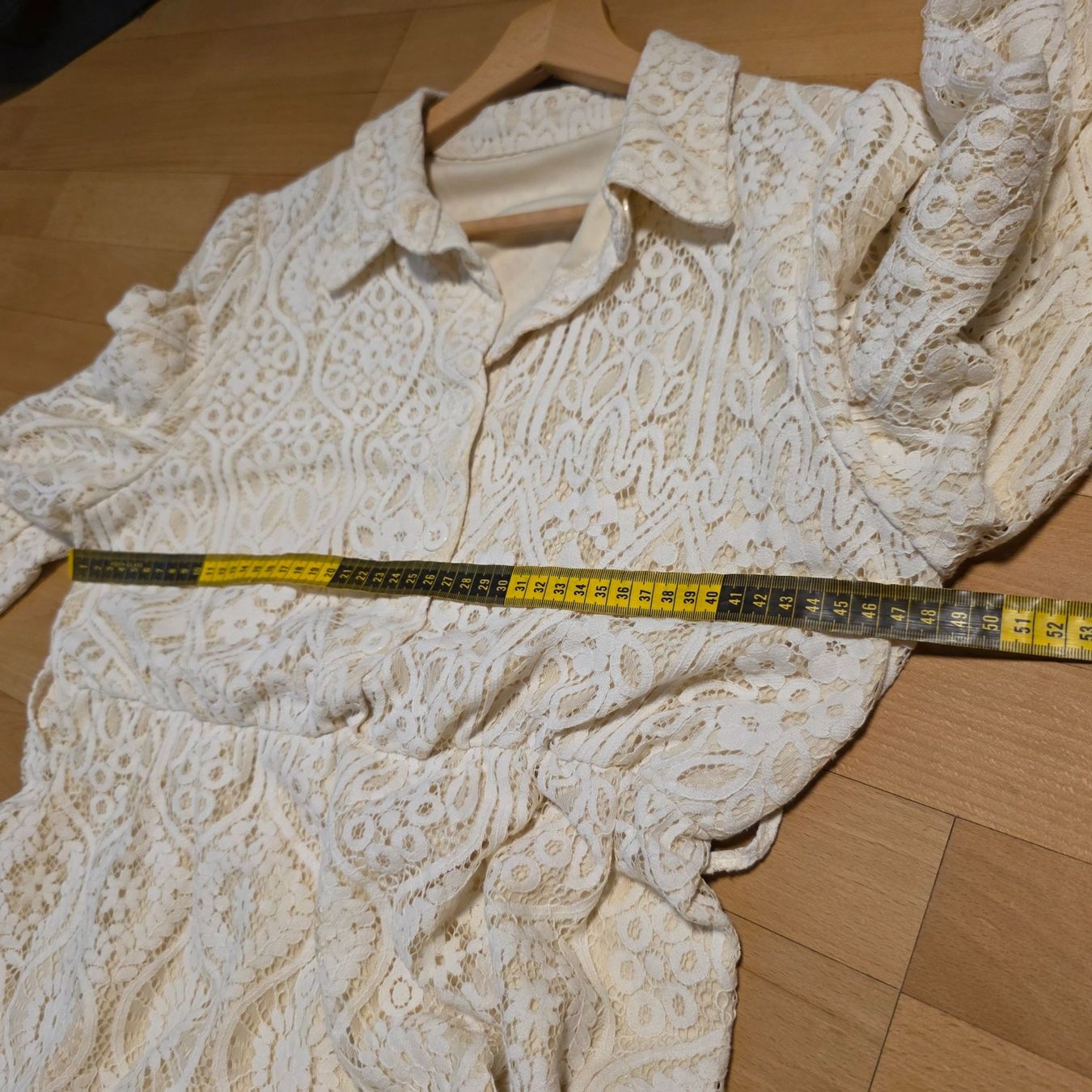 Kleider: Boho Spitzenkleid Creme 38–42 mit Gürtel – Gebraucht aus Wald ZH von CapLux 7