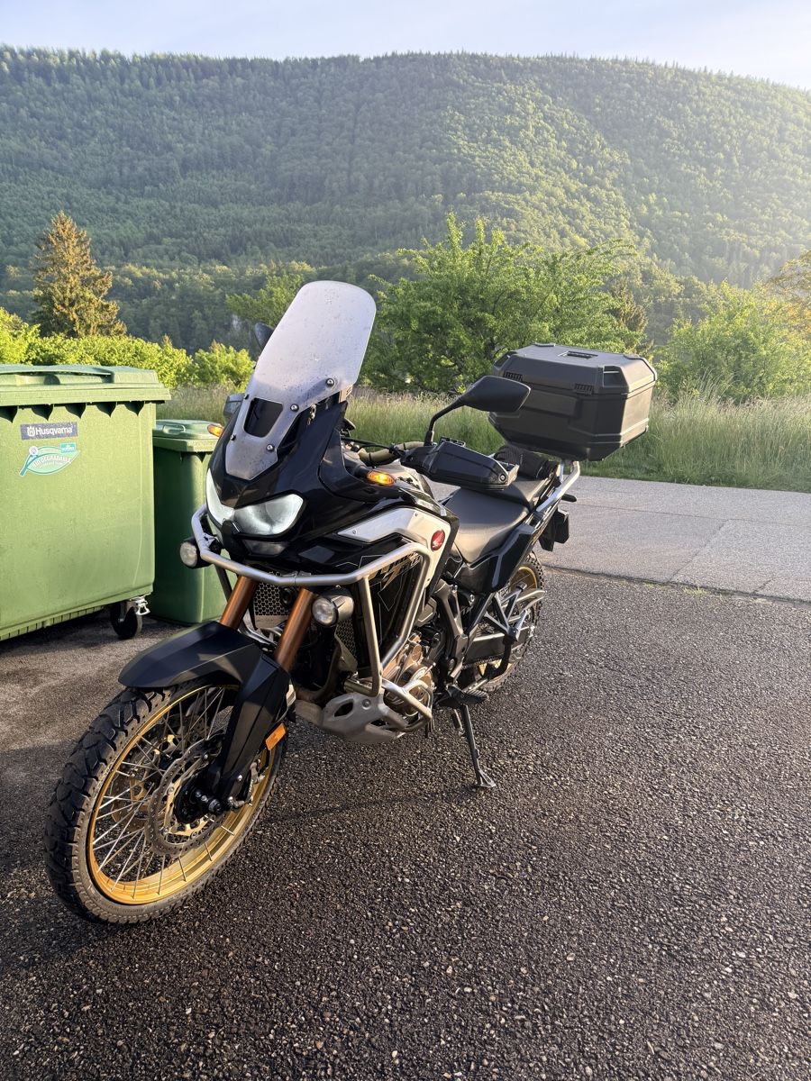 Honda Touring: Africa Twin CRF 1100 DCT – Usato da Romont BE venduto da superyo 1